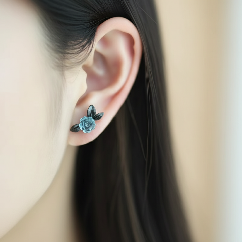 Mavi Gül ve Diken Tasarım Gümüş Küpe