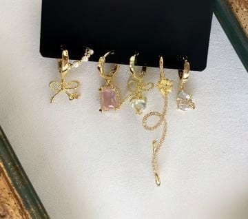 Fiyonk ve Taş Tasarım 6'lı Küpe Set