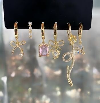 Fiyonk ve Taş Tasarım 6'lı Küpe Set