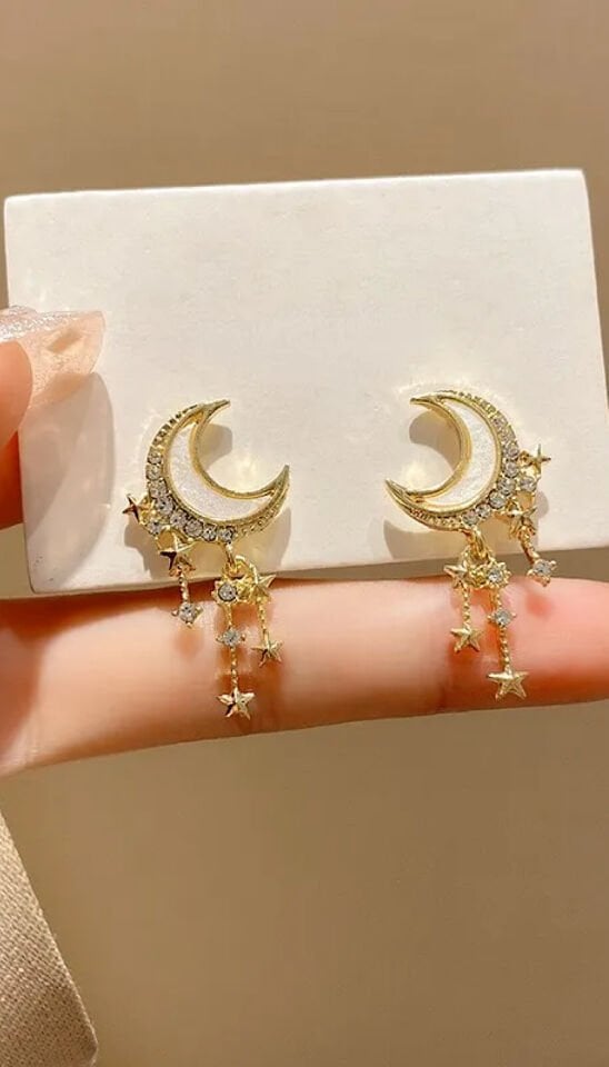 Vintage Ay ve Yıldız Figürlü Taşlı Sallantılı Küpe