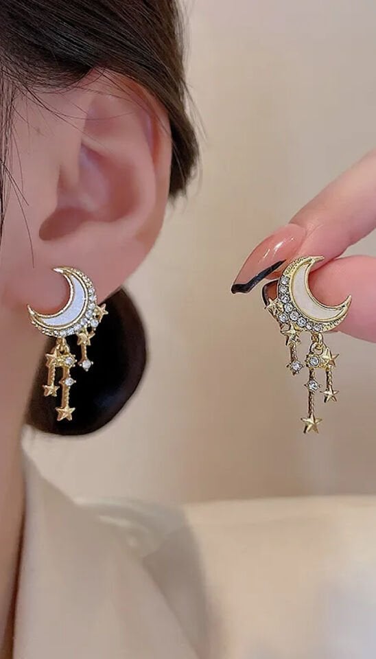 Vintage Ay ve Yıldız Figürlü Taşlı Sallantılı Küpe