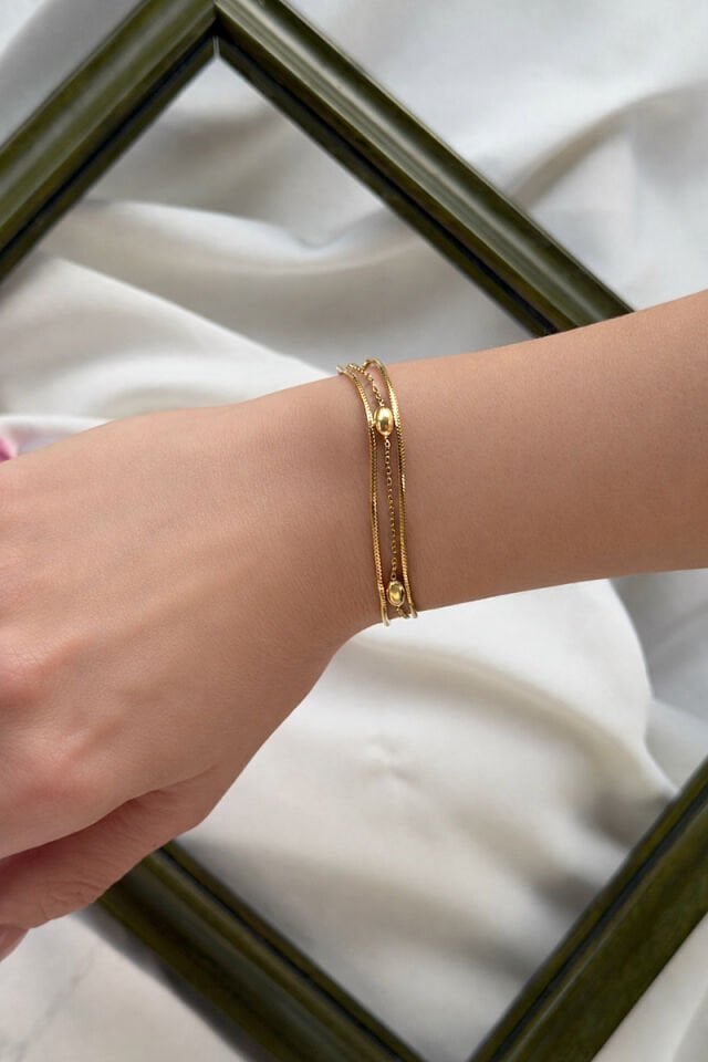 Oval Figürlü Çok Katmanlı Vintage Çelik Bileklik