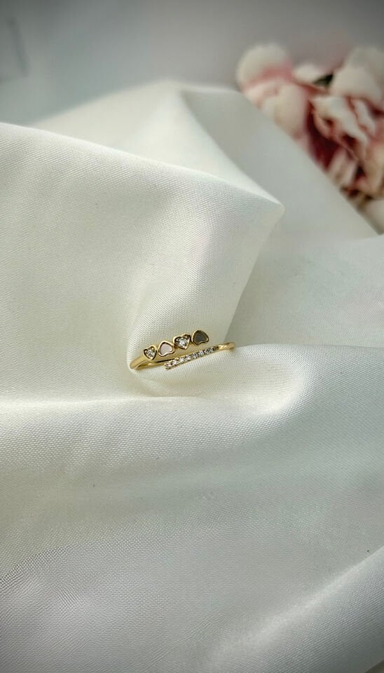 Minimal Kalp Detaylı Zirkon Taşlı Vintage Yüzük