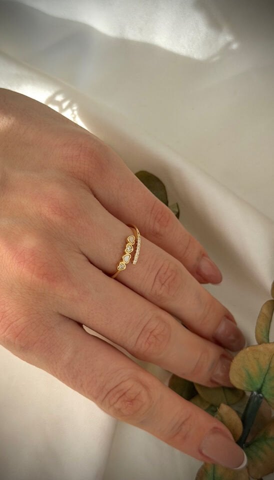 Minimal Kalp Detaylı Zirkon Taşlı Vintage Yüzük