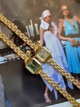 Kalp Charm Detaylı Vintage Saat