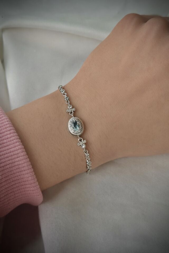 Aqua Dream Oval Mavi Taşlı Vintage Gümüş Bileklik