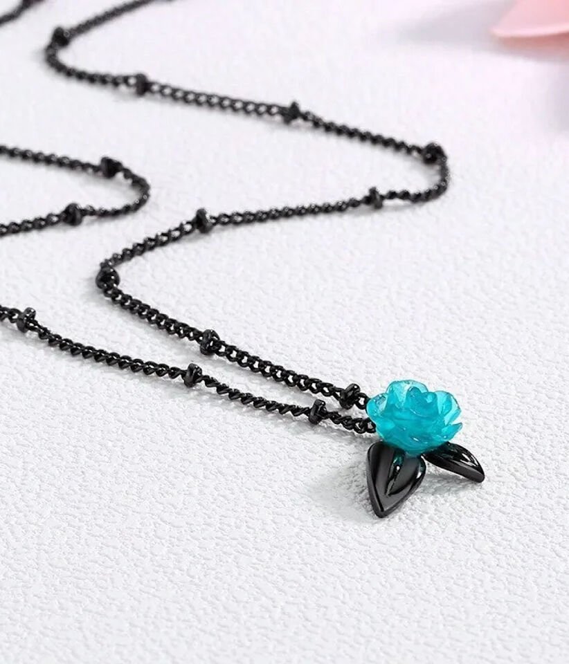 Mavi Gül ve Diken Tasarım Gümüş Kolye