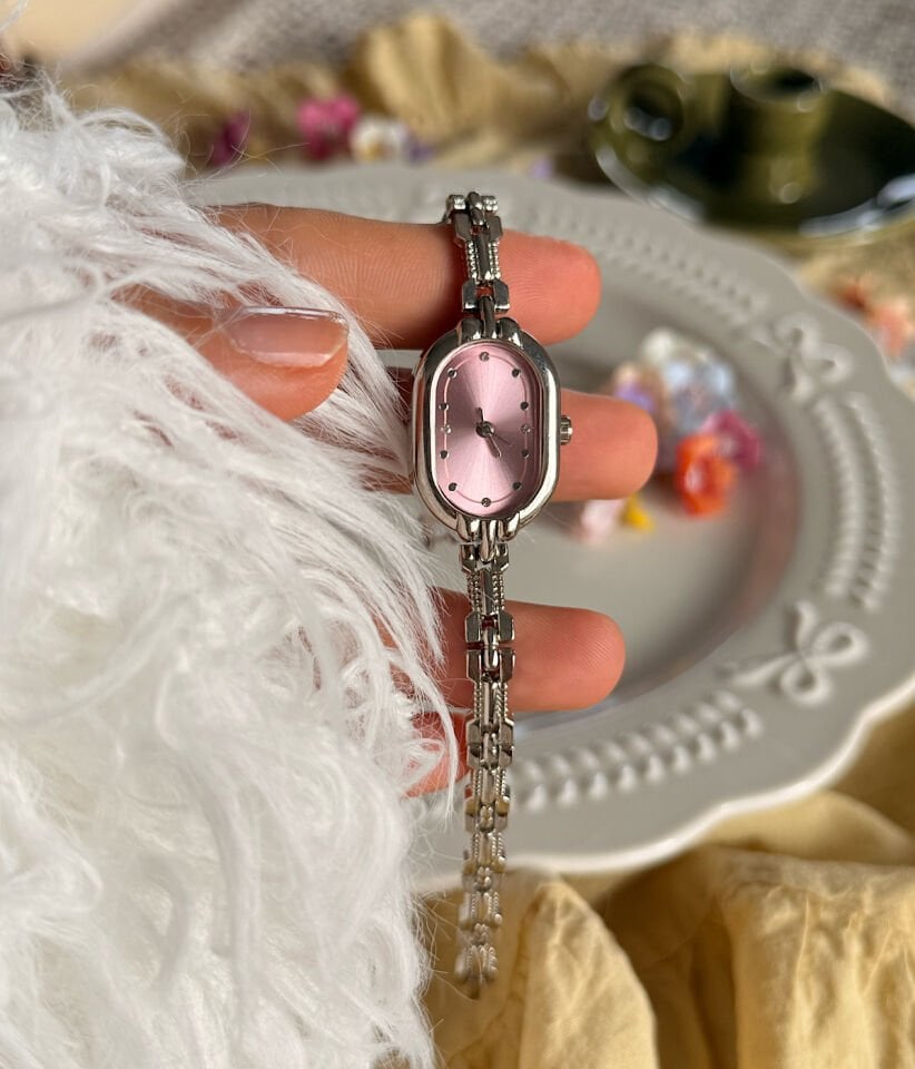 Oval Kadran Taş Detaylı Vintage Saat