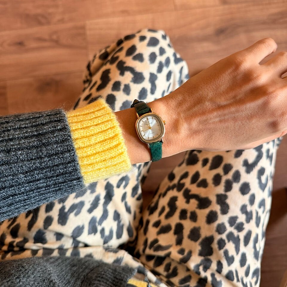 Zarif Yeşil Deri Kordonlu Vintage Saat