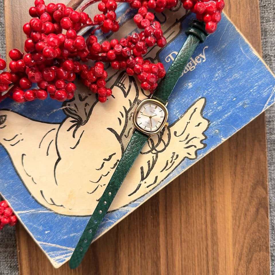 Zarif Yeşil Deri Kordonlu Vintage Saat