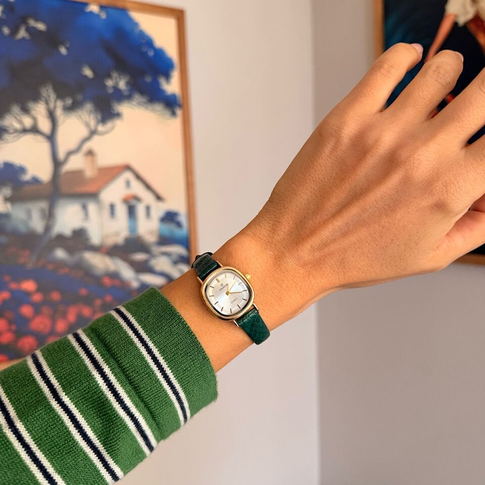 Zarif Yeşil Deri Kordonlu Vintage Saat