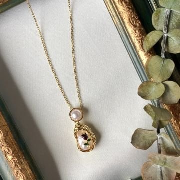 Vintage Gold Tasarım Gül Detaylı Çelik Kolye