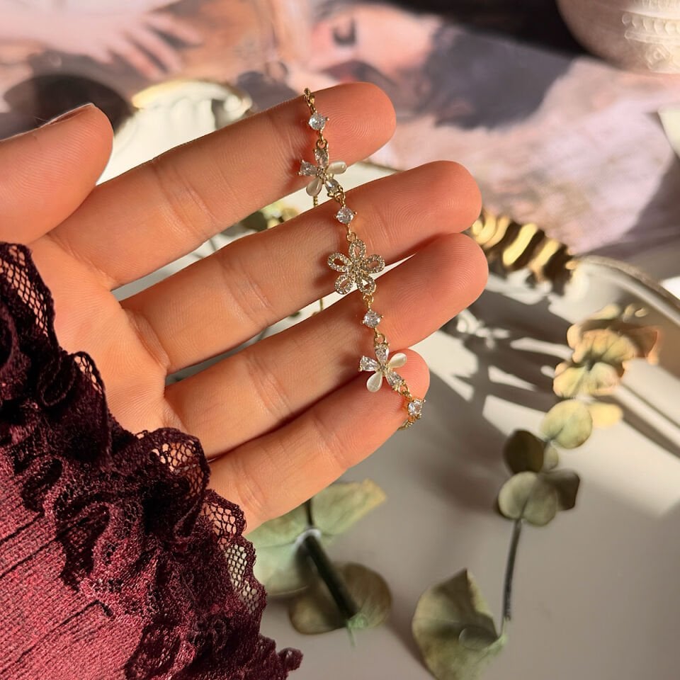 Masal Çiçeği Tasarım Asansör Bileklik