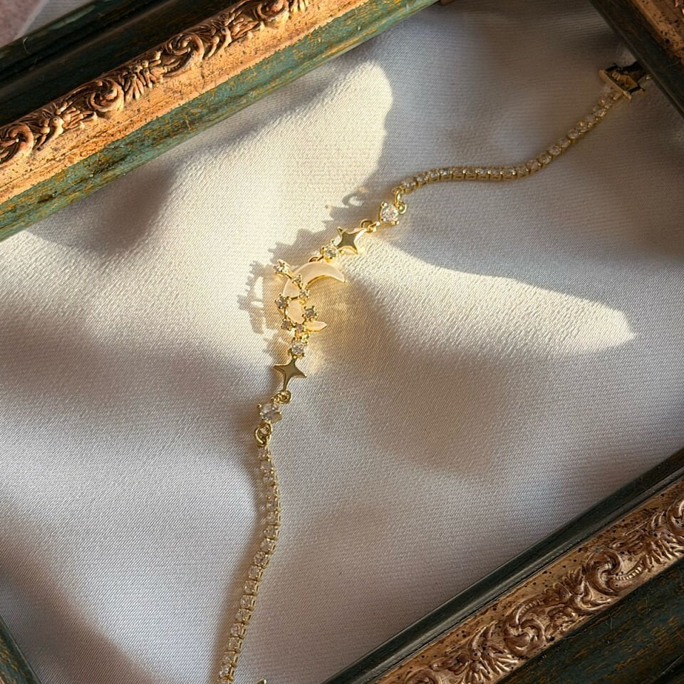 Zirkon Taşlı Ay Tasarım Bileklik