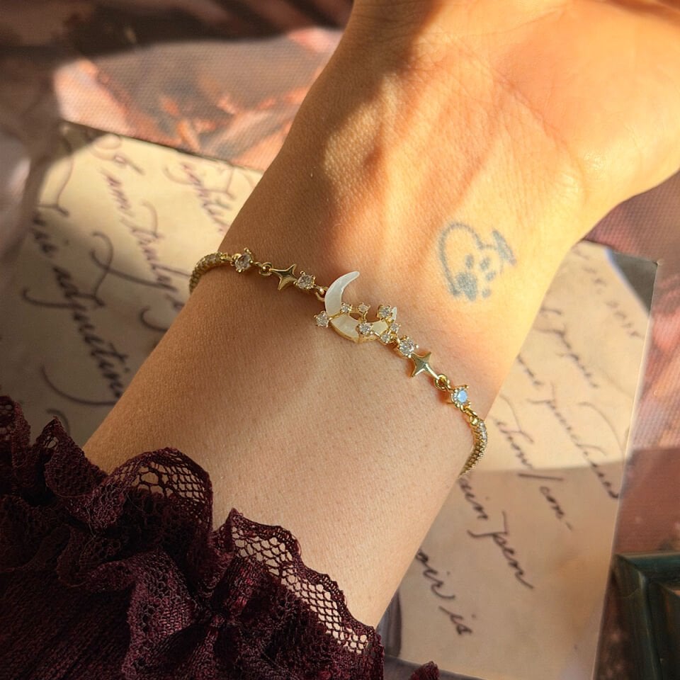 Zirkon Taşlı Ay Tasarım Bileklik