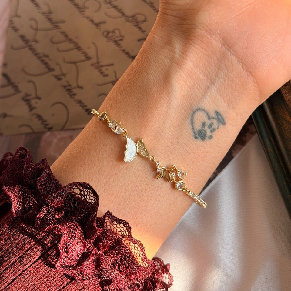 Sedef ve Zirkon Taşlı Tasarım Kelebek Bileklik