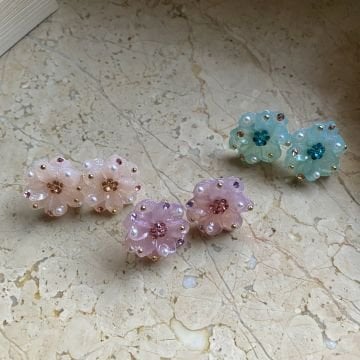 Renkli Çiçek Tasarım Küpeler