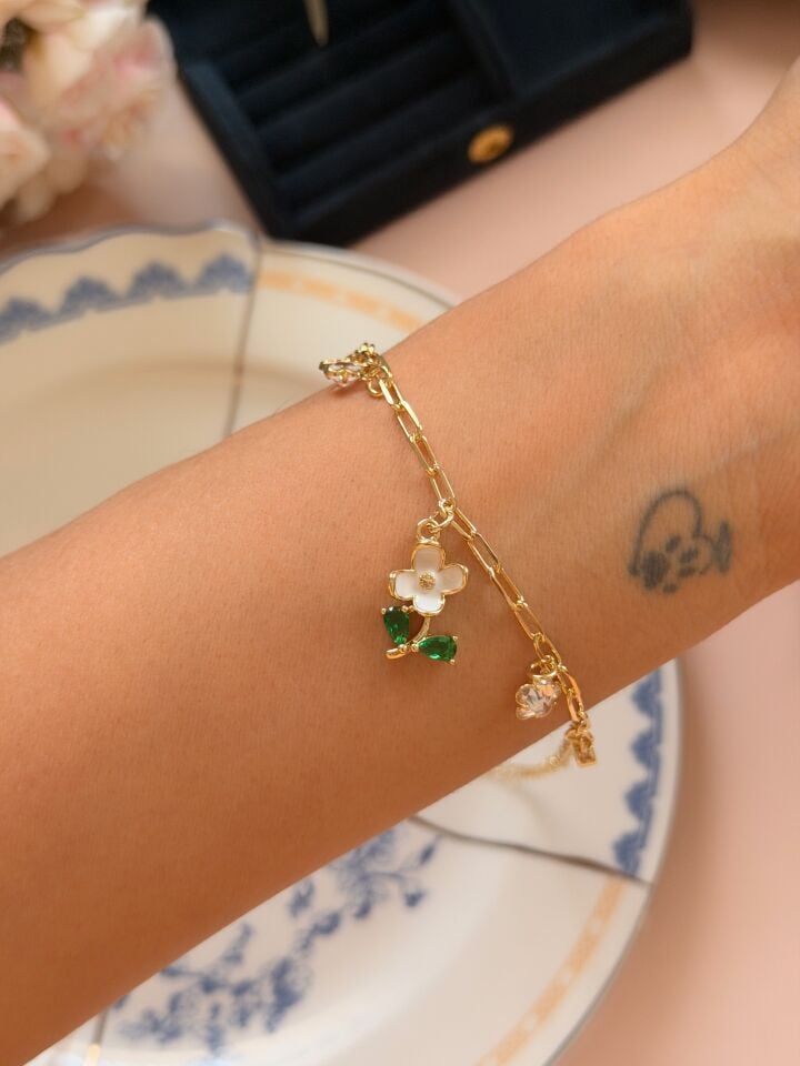 Gold Çiçek Figürlü Zirkon Taşlı Zincir Bileklik
