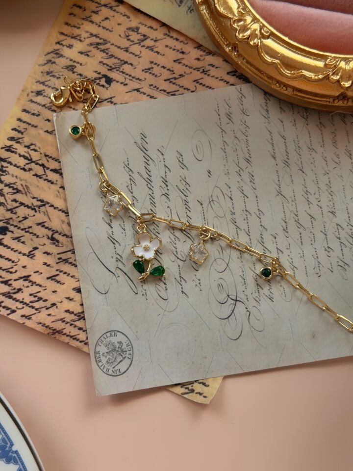 Gold Çiçek Figürlü Zirkon Taşlı Zincir Bileklik