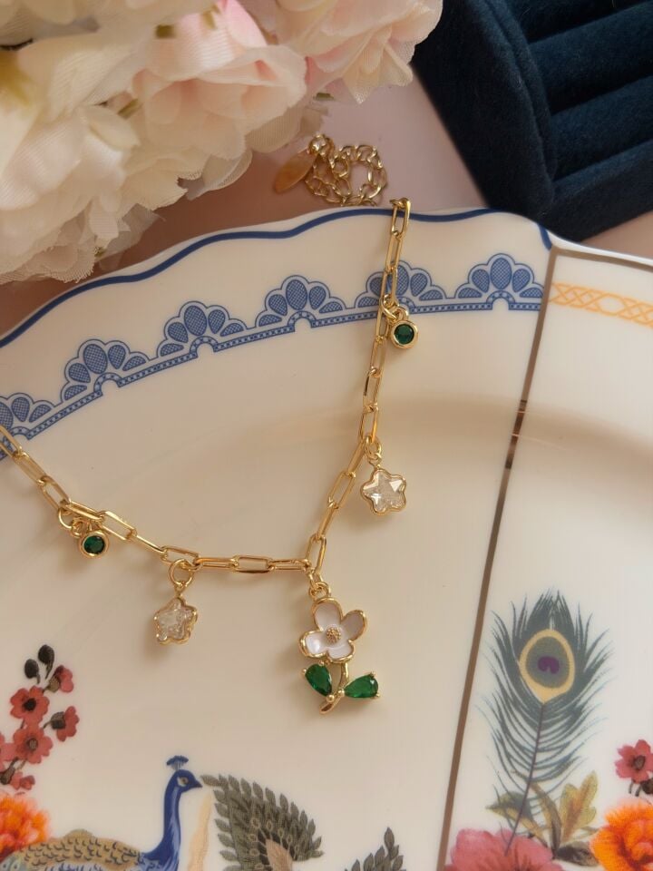 Gold Çiçek Figürlü Zirkon Taşlı Zincir Bileklik