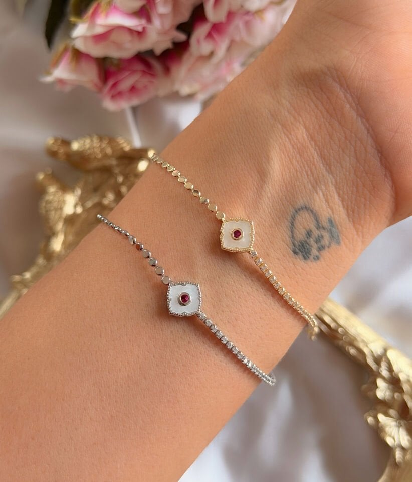 Vintage Kare Tasarım Kırmızı Taşlı İnce Minimal Bileklik