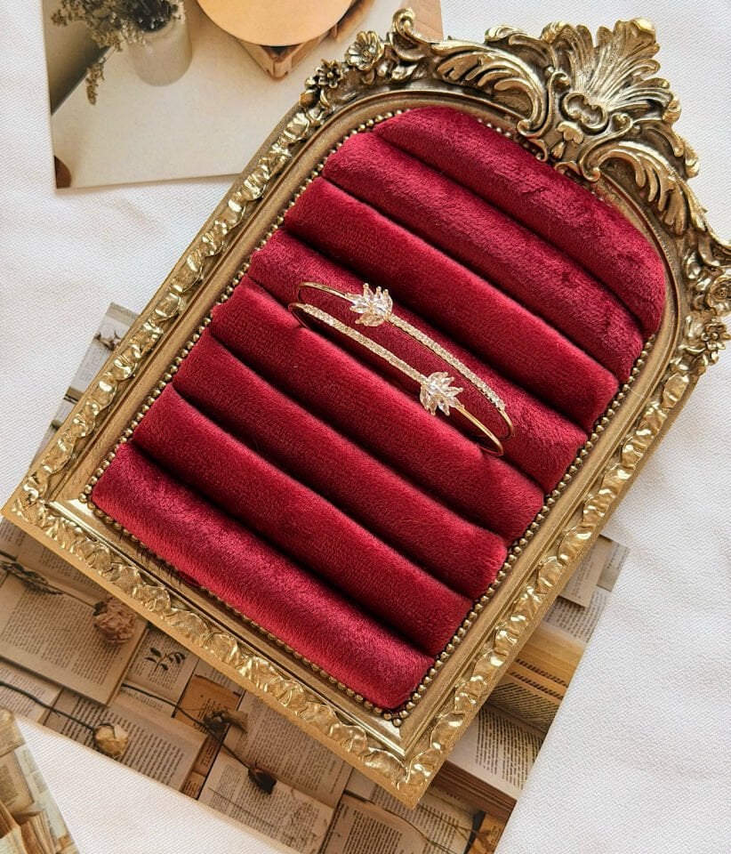 Lotus Çiçeği Zirkon Taşlı Kadın Halka Bileklik