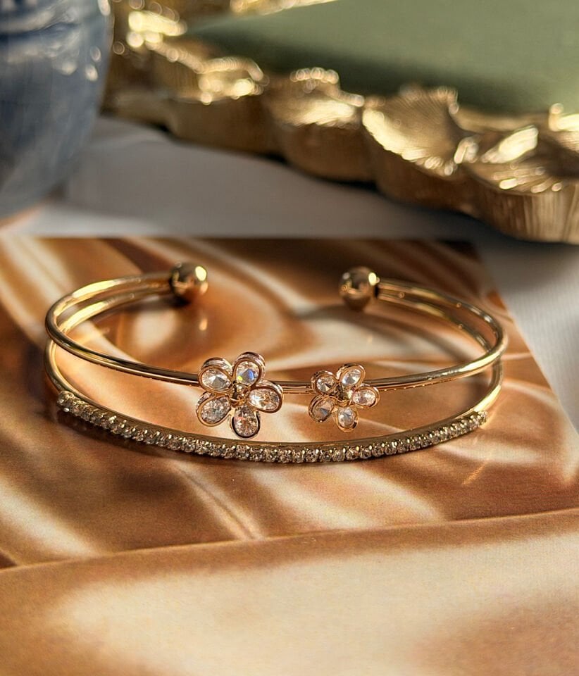 Vintage Çiçek Motifli Zirkon Taşlı Çift Katmanlı Halka Bileklik