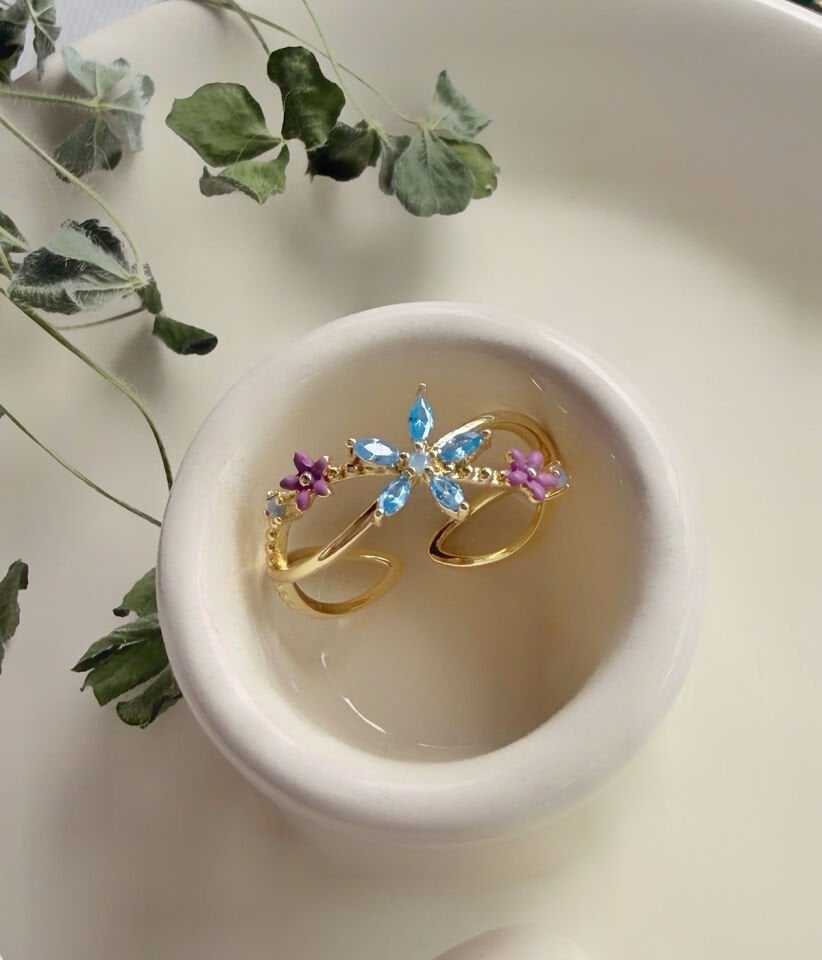 Pembe ve Mavi Çiçek Tasarım Yüzük